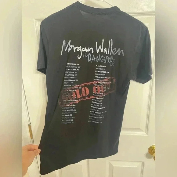 Morgan Wallen Dangerous Sold Out Tour concert t shirt Size Small - Picture 5 of 5